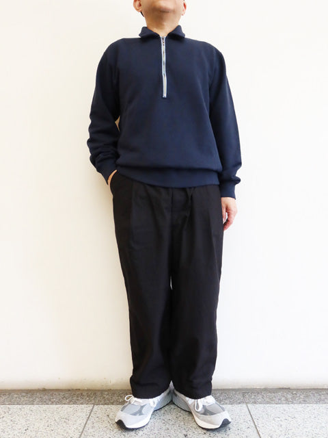 ZIP ROCKETスエット