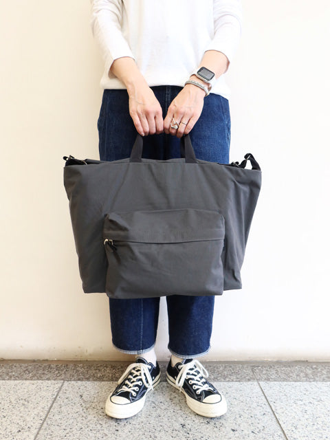 SIMPLICITY<br>FRONT POCKET SHOULDER