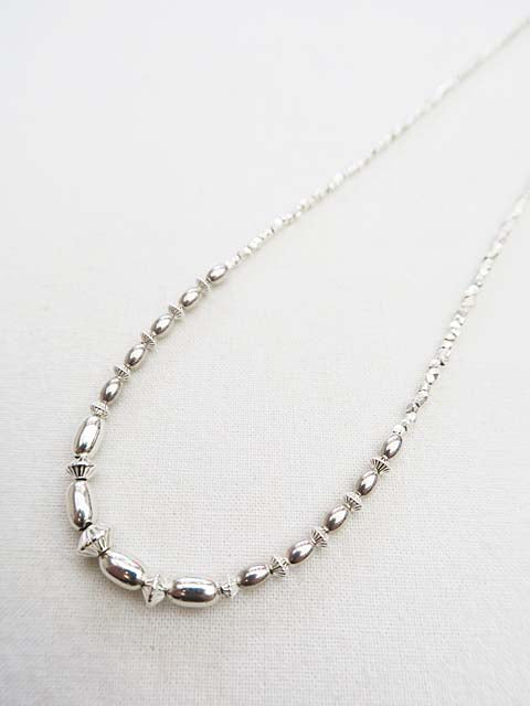 SILVER NECKLACE