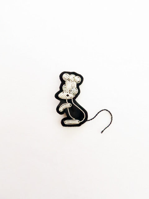 BROOCH