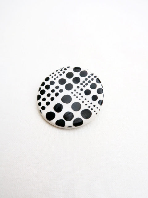 BROOCH CIRCLES