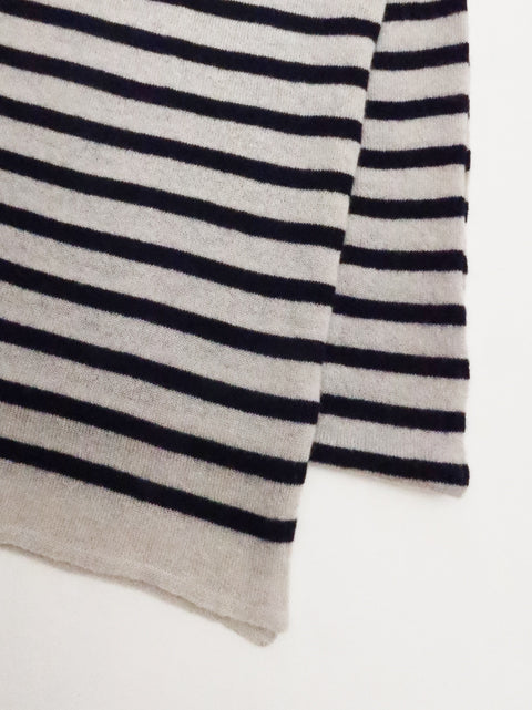 CASHMERE BORDER STOLE