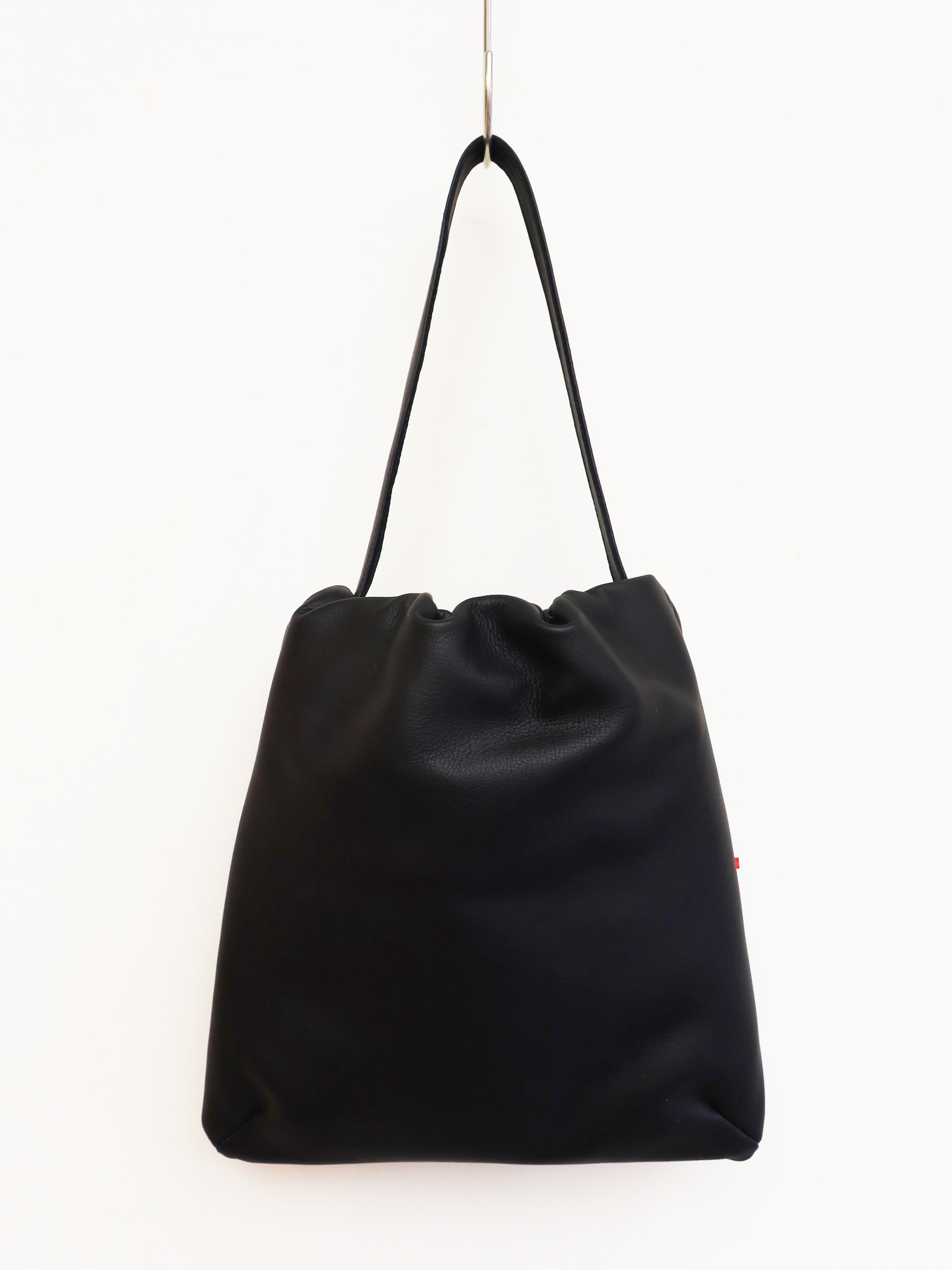 レザーショルダー<br>ギャザーバッグL