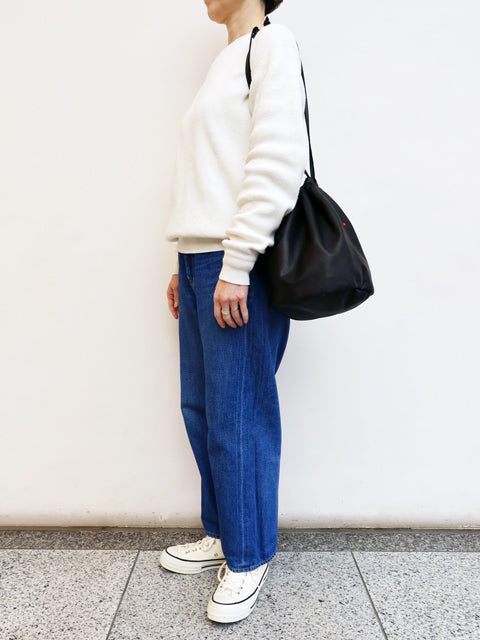 レザー巾着バッグM