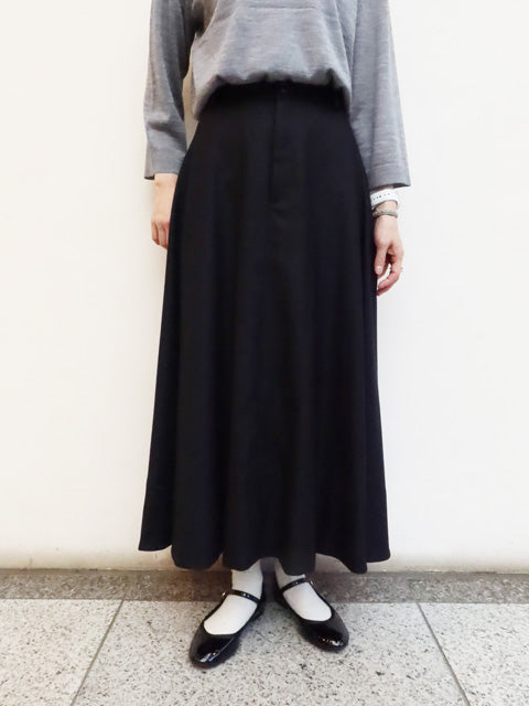 フレアスカート