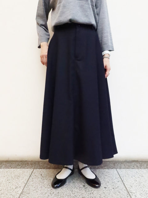 フレアスカート