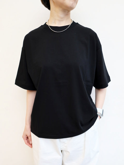 HALF SLEEVE BOXY TEE