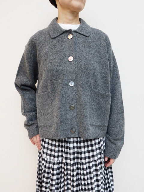 short C/D with collar