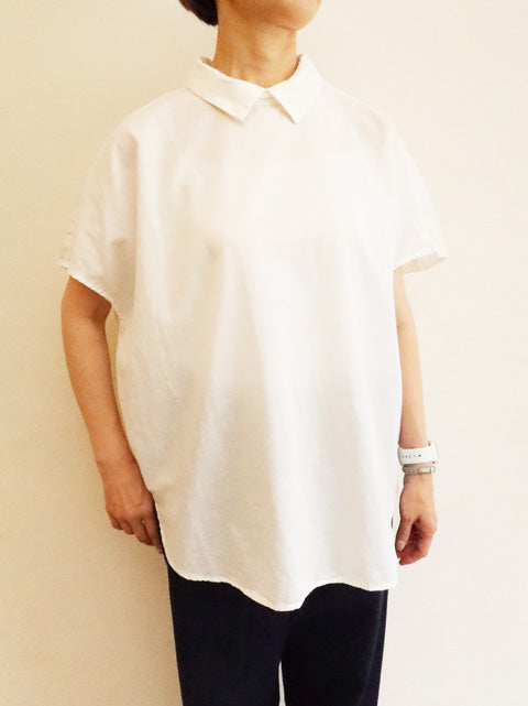 衿付プルオーバー