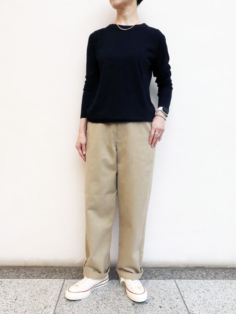 チノストレートパンツ