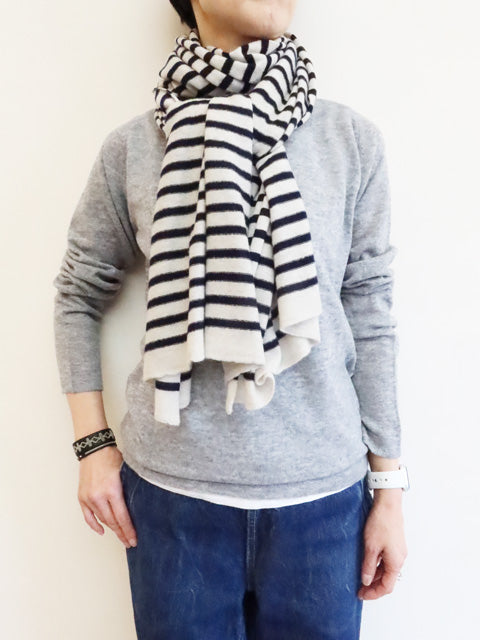 CASHMERE BORDER STOLE