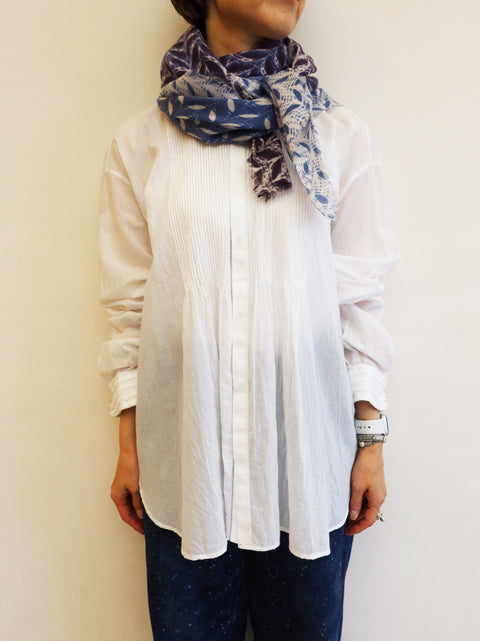 BANDANA<br>SMALL LEAVES PATTERN