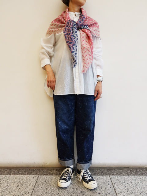BANDANA<br>SMALL LEAVES PATTERN
