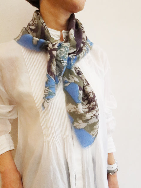 BANDANA<br>BOTANIC FLOWERS
