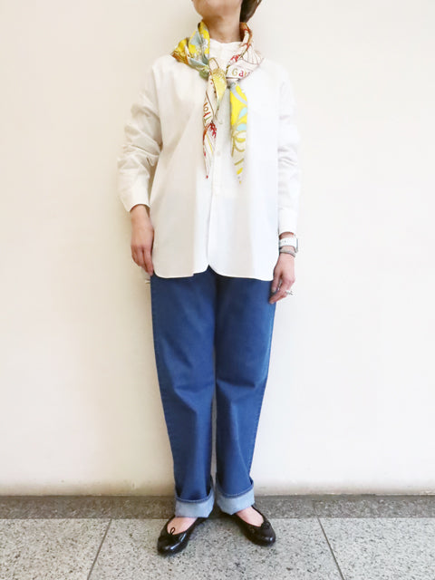 シルク ダイヤ型スカーフ<br>トロピカルガーデン