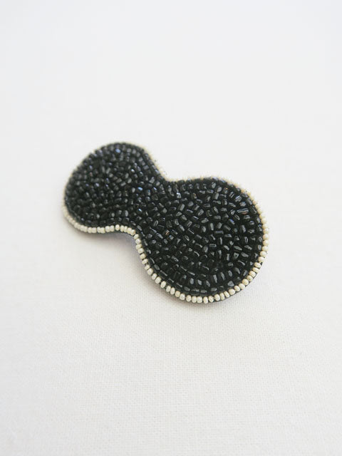 PUDDLE BROOCH