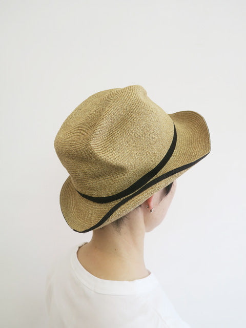 BOXED HAT<br>6.5cm brim