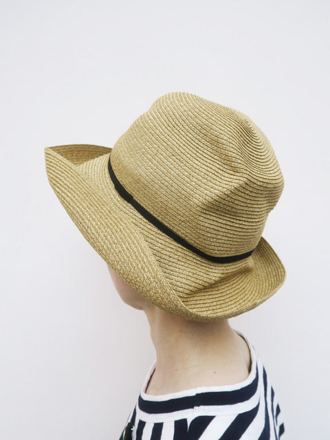 BOXED HAT<br>11cm brim