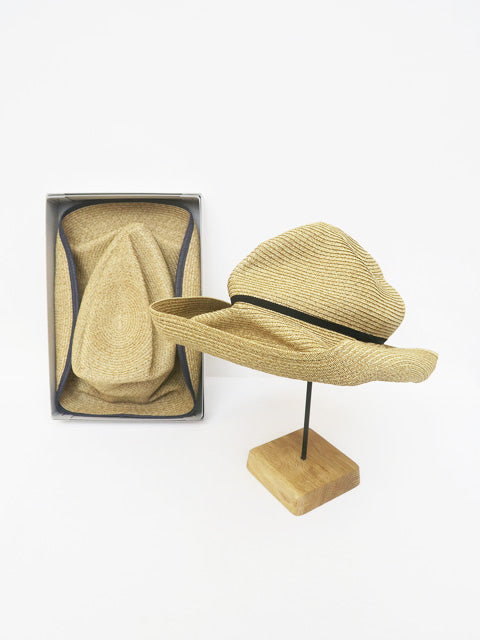 BOXED HAT<br>11cm brim