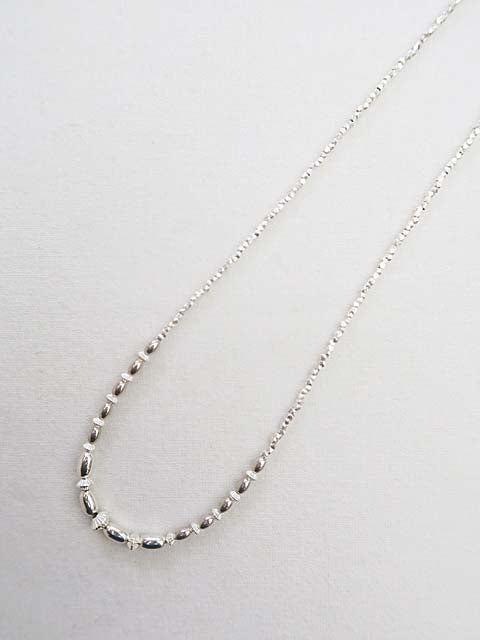 SILVER NECKLACE