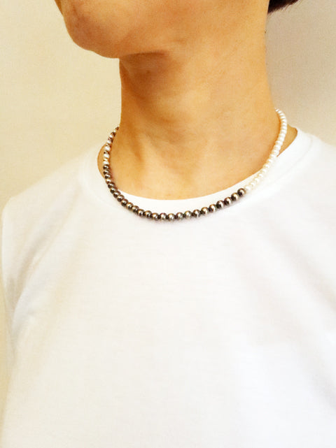 NAVAJO PEARL NECKLACE