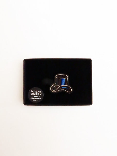 BROOCH