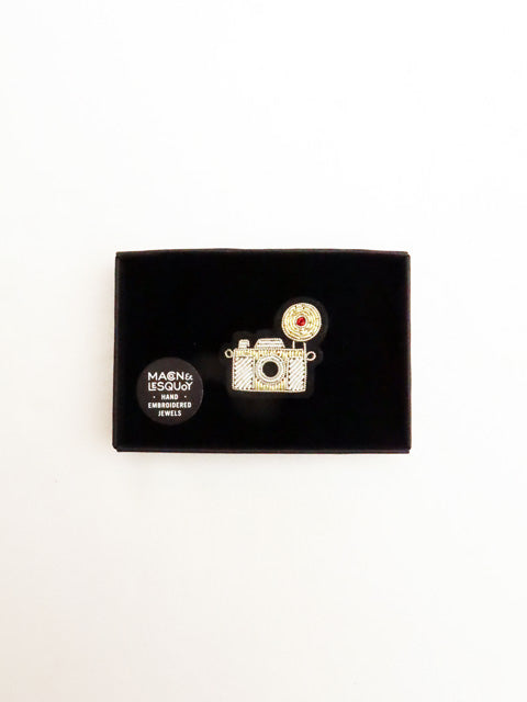 BROOCH