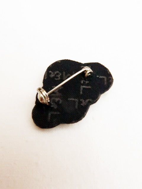 BROOCH