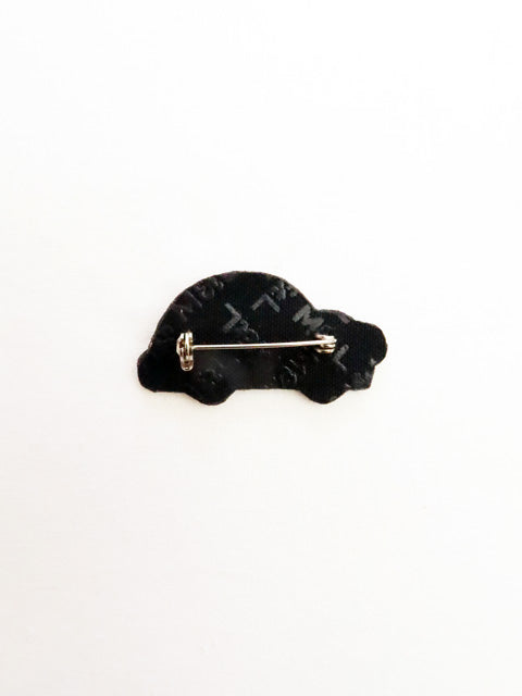 BROOCH