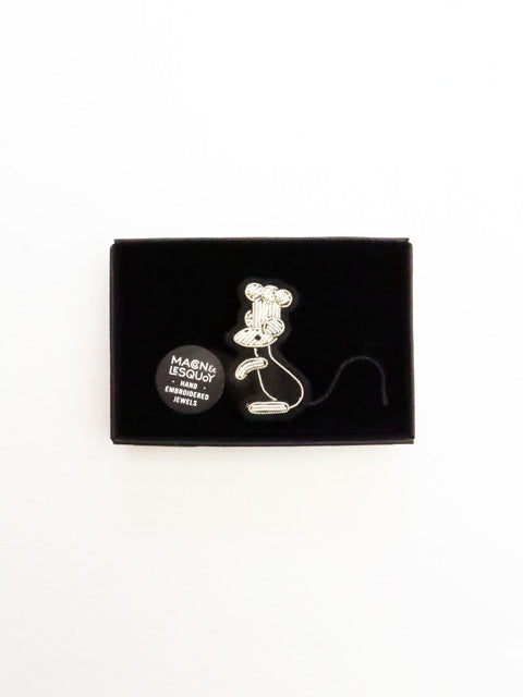 BROOCH