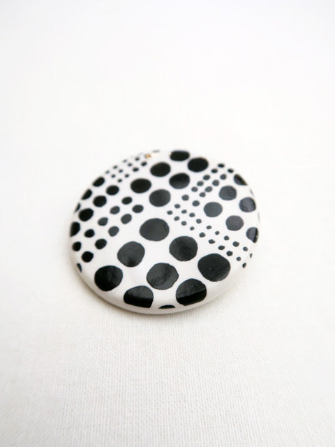 BROOCH CIRCLES