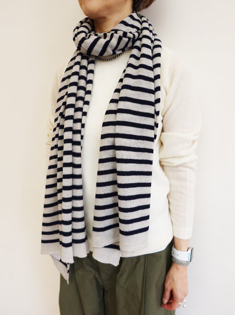 CASHMERE BORDER STOLE