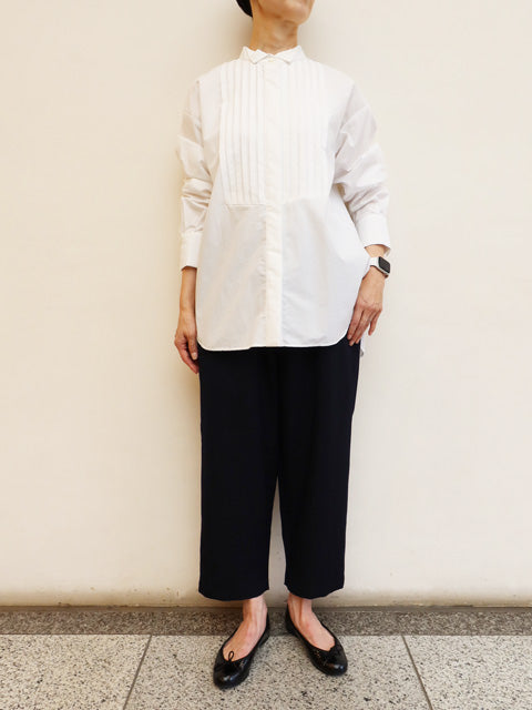 ウィングカラータックシャツ