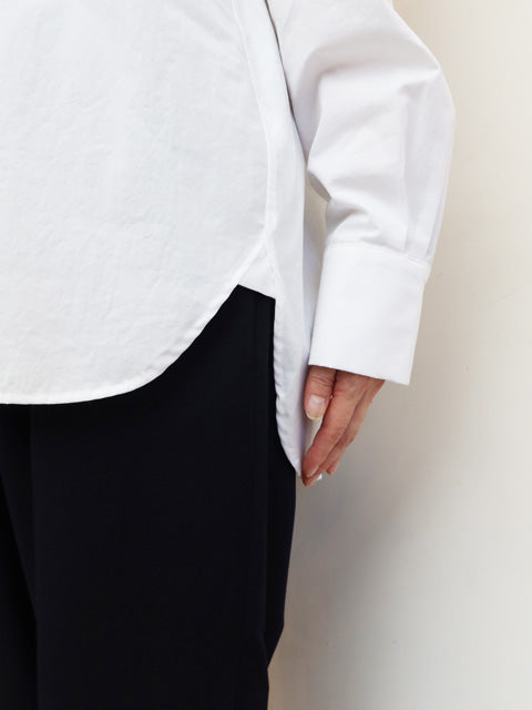 ウィングカラータックシャツ