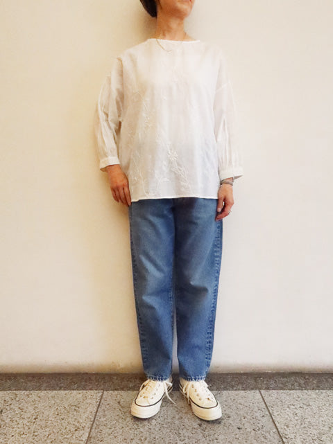 PINTUCK BLOUSE