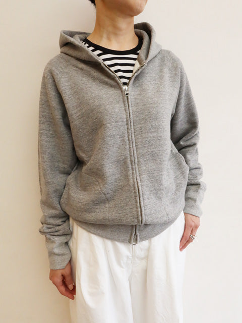 HOODED ZIP UP