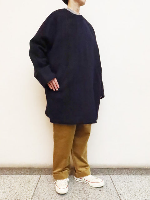 ノーカラーテントコート