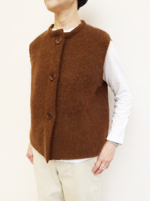 ニットベスト