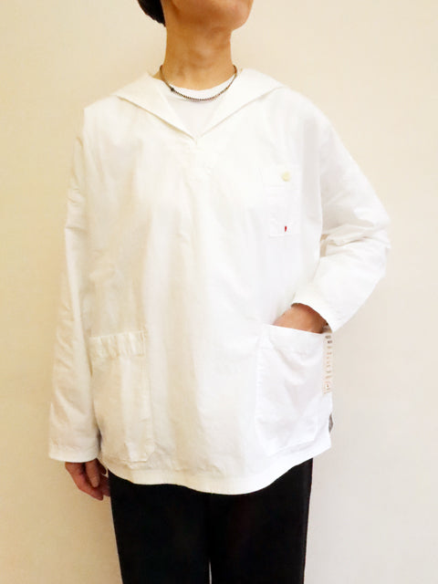 セーラーシャツ