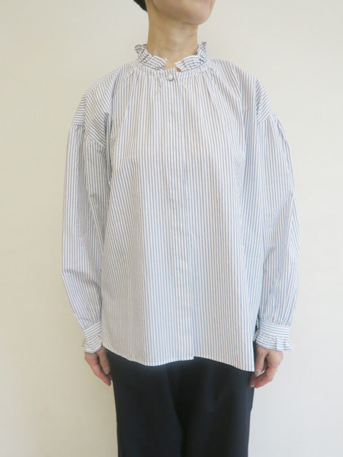 ブリーズライン<br>フリルブラウス