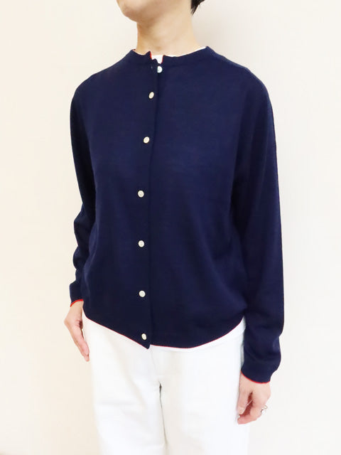 クルーネックカーディガン