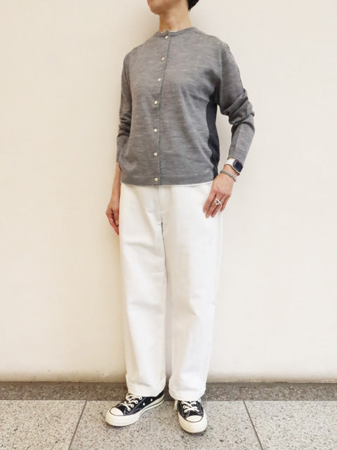 クルーネックカーディガン