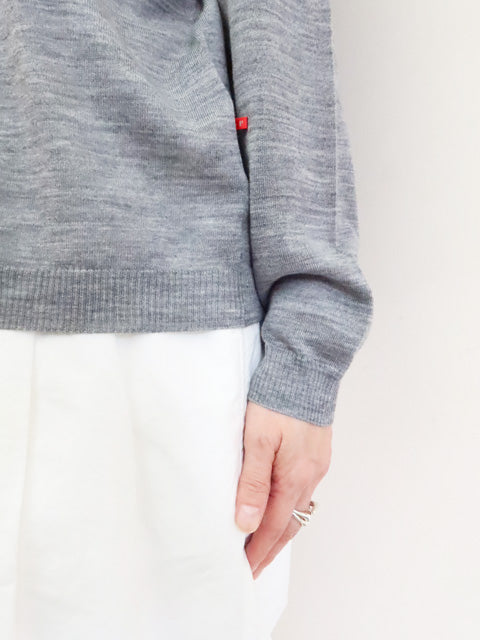 長袖プルオーバーセーター