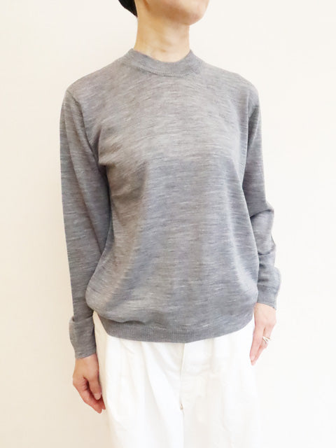 長袖プルオーバーセーター