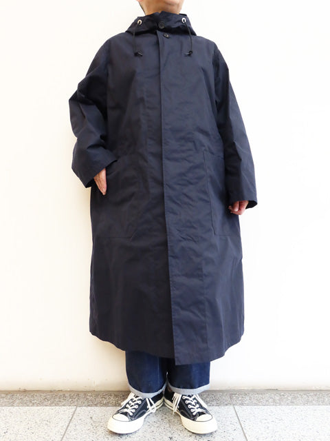 HOODED COAT