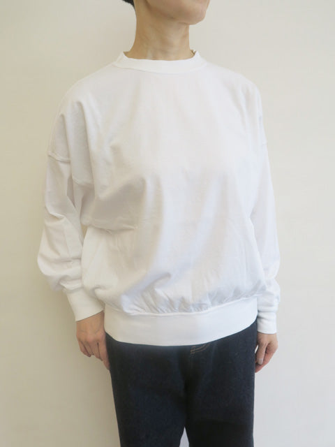 オーバーサイズ長袖Tシャツ