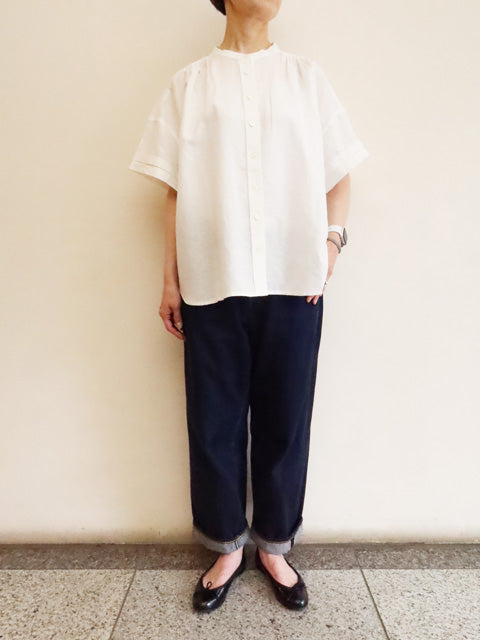 CUFF TUCK BLOUSE