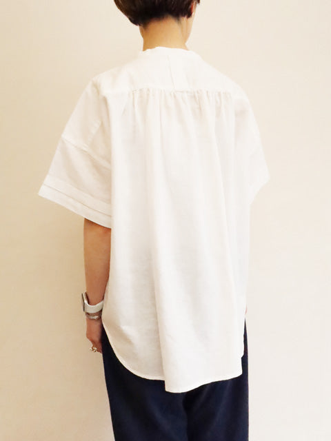 CUFF TUCK BLOUSE