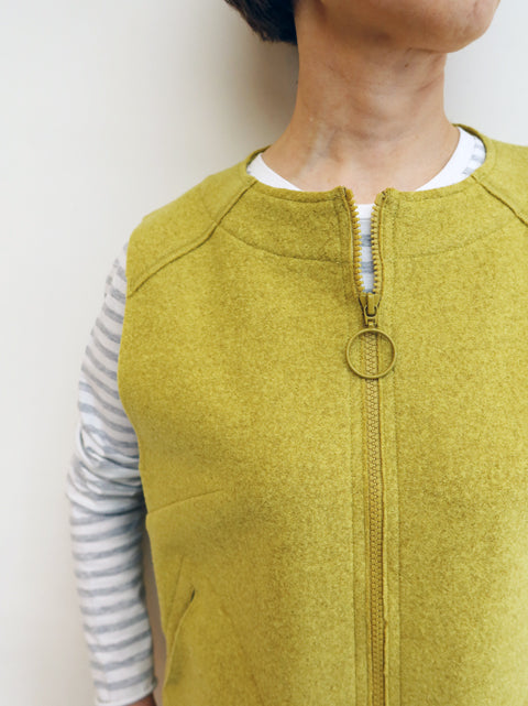 CUT OFF VEST