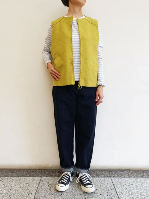CUT OFF VEST